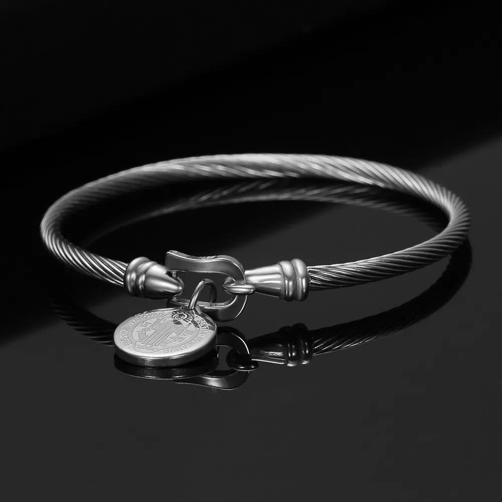 Titanium Steel Horseshoe Clasp Charm Bracelet Jewelry for Women