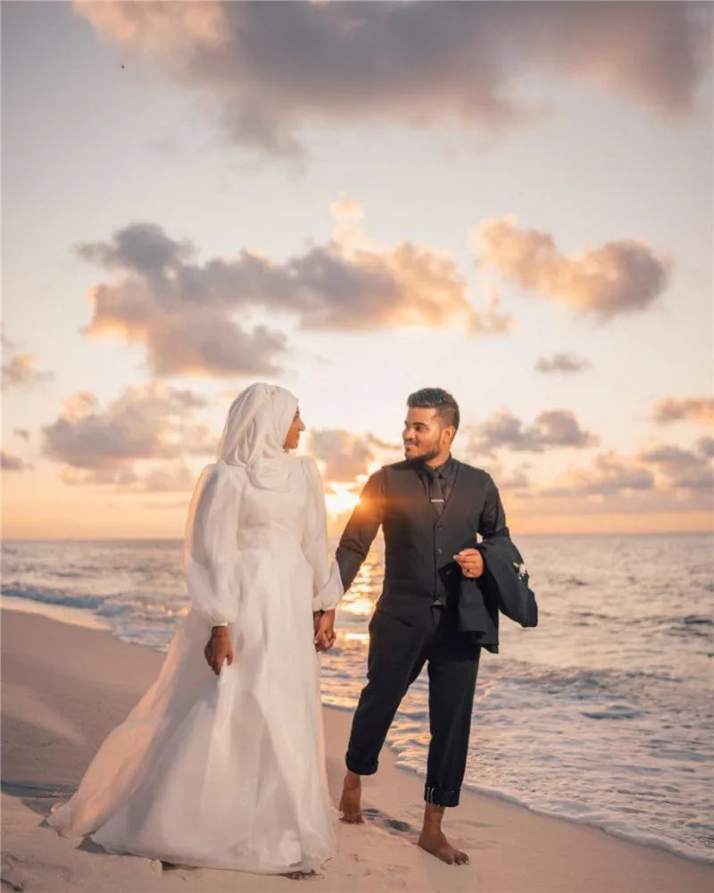 Muslim Hijab Wedding Dresses A-Line Chiffon Elegant Bridal Dress with Sleeves Veils Robe