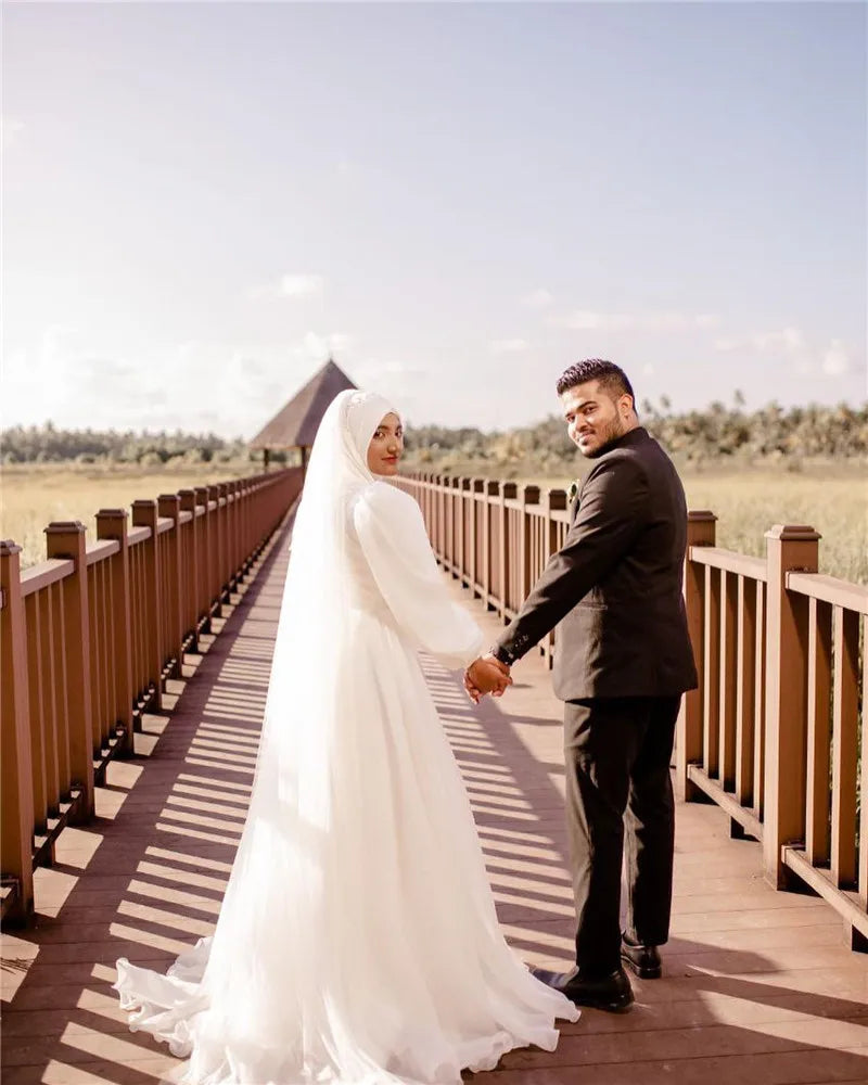 Plus Size Muslim Hijab Wedding Dresses A-Line Chiffon Elegant Bridal Dress with Sleeves Veils Robe De Mariée