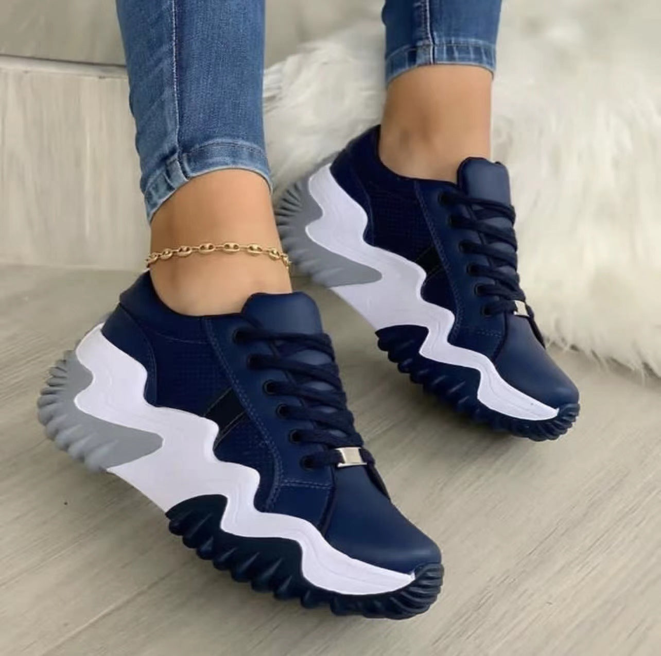 Women's Shoes Lace-up Sports Sneakers