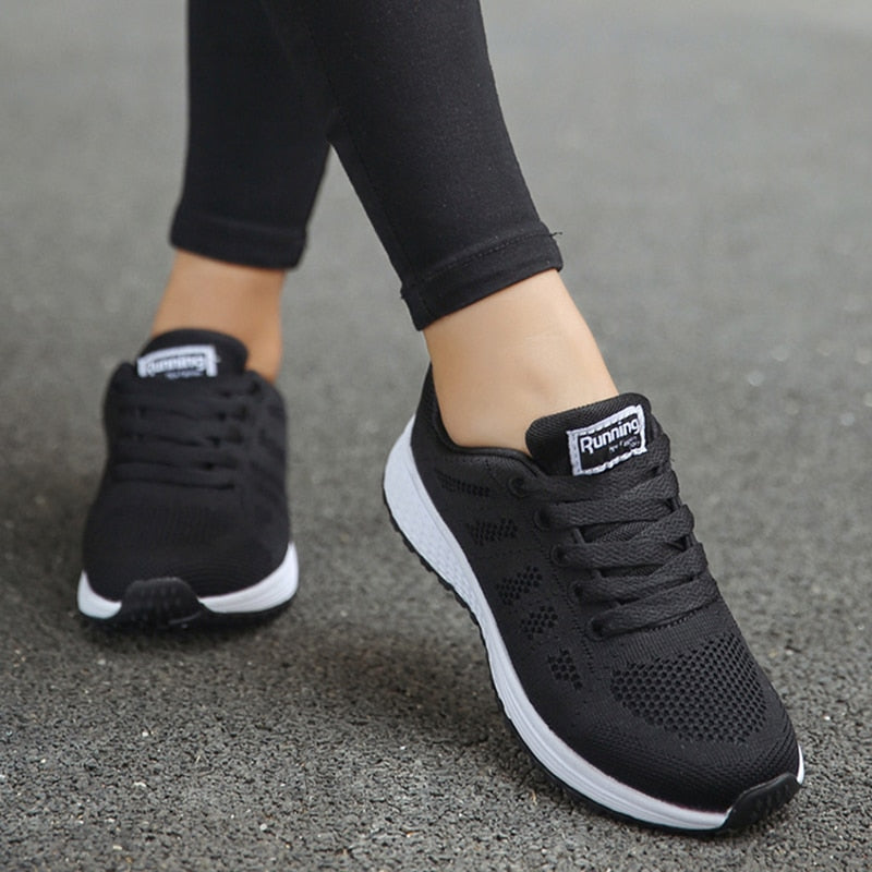 Ladies Breathable Running Shoe